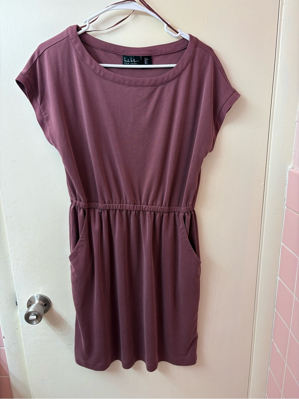Casual Elastic-Waist Dress in Mauve